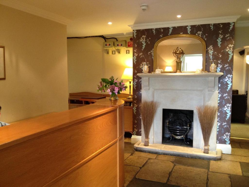 Millhouse Hotel And Riverside Restaurant Sharnbrook Esterno foto